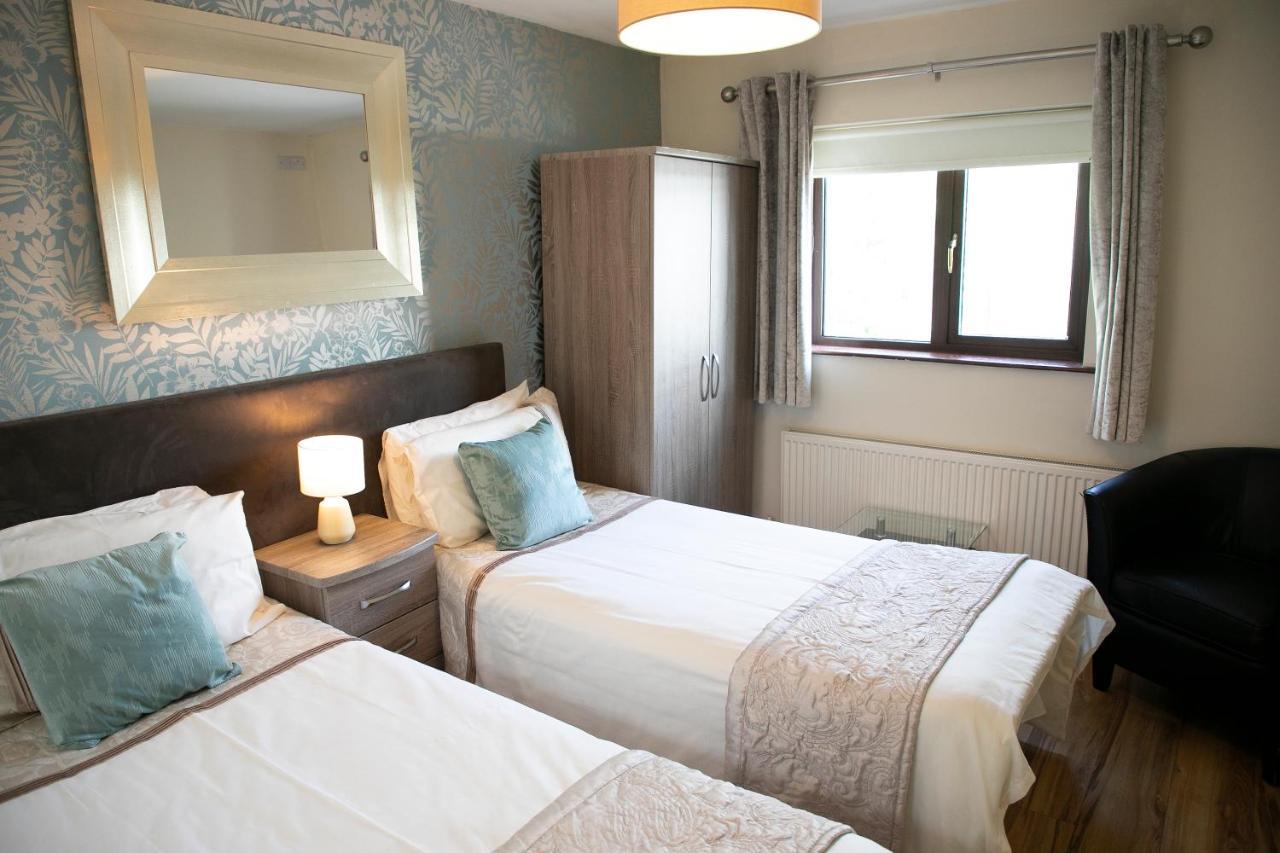 Arch House B&B & Apartments Атлон Экстерьер фото