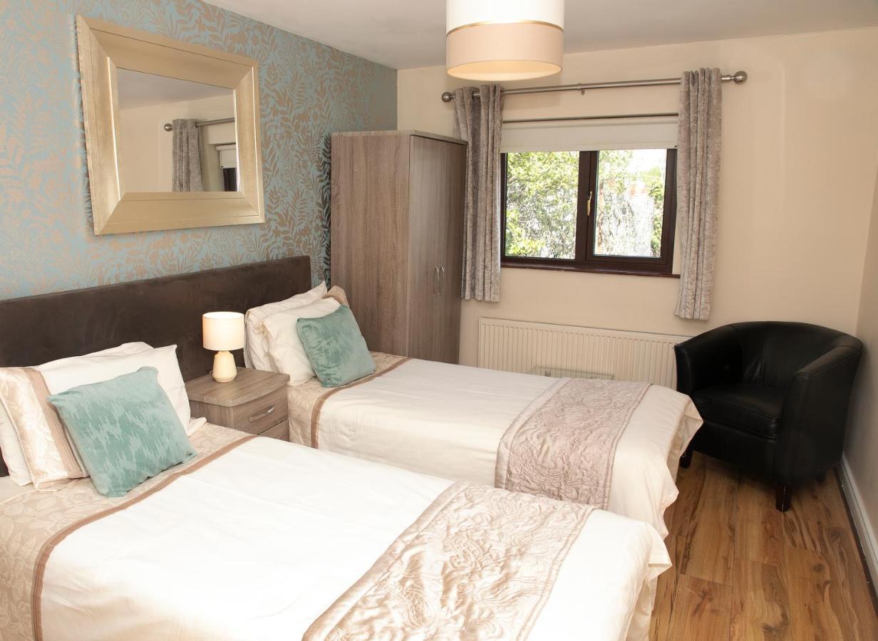 Arch House B&B & Apartments Атлон Экстерьер фото